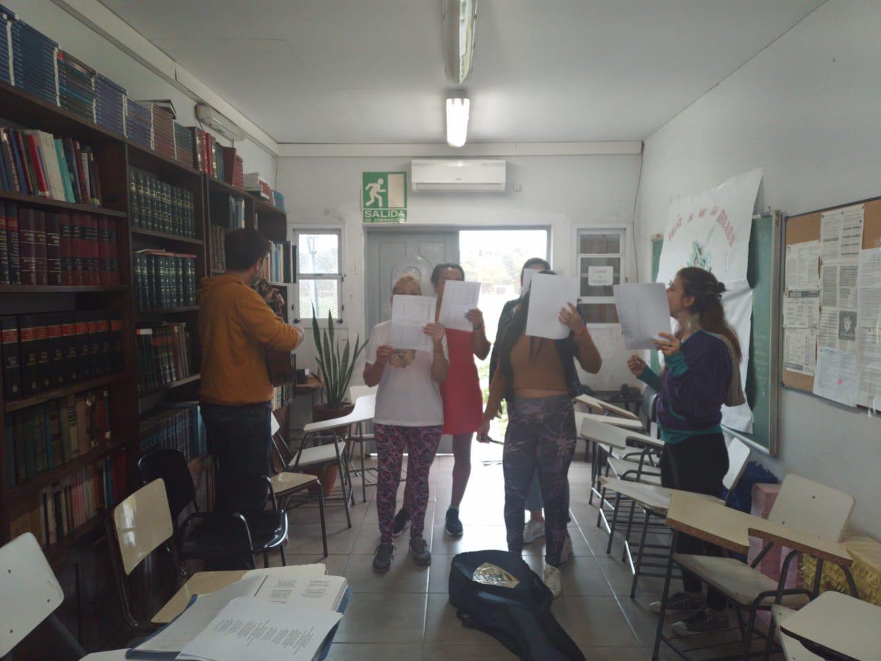 Actividad educativa con participantes